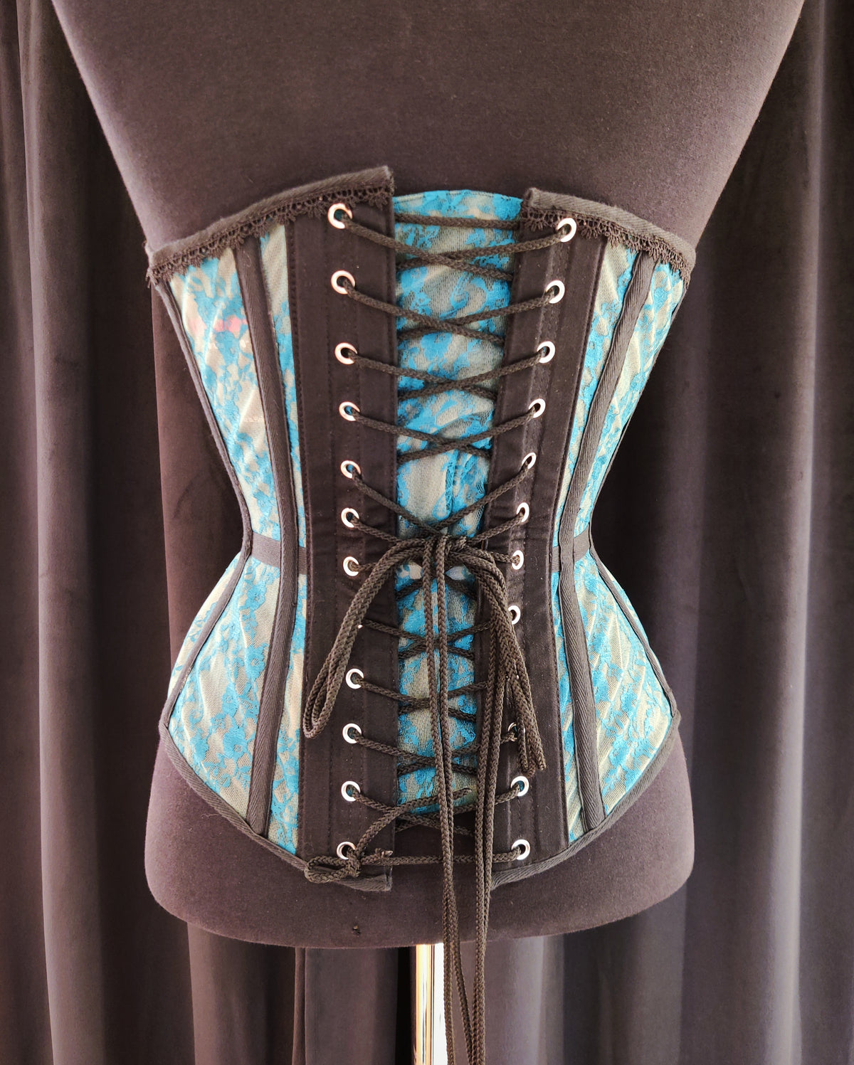 Vanisha mesh (56cm)