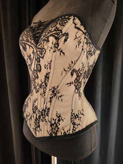 Vanisha lace (62cm)